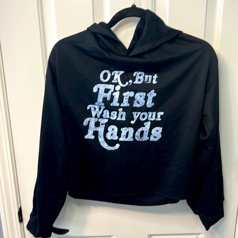 Altar’d State black long sleeve pullover fun t-shirt w/ hood Size S